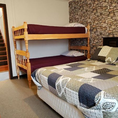 Hostal Torres Del Paine 2 Punta Arenas Exterior photo
