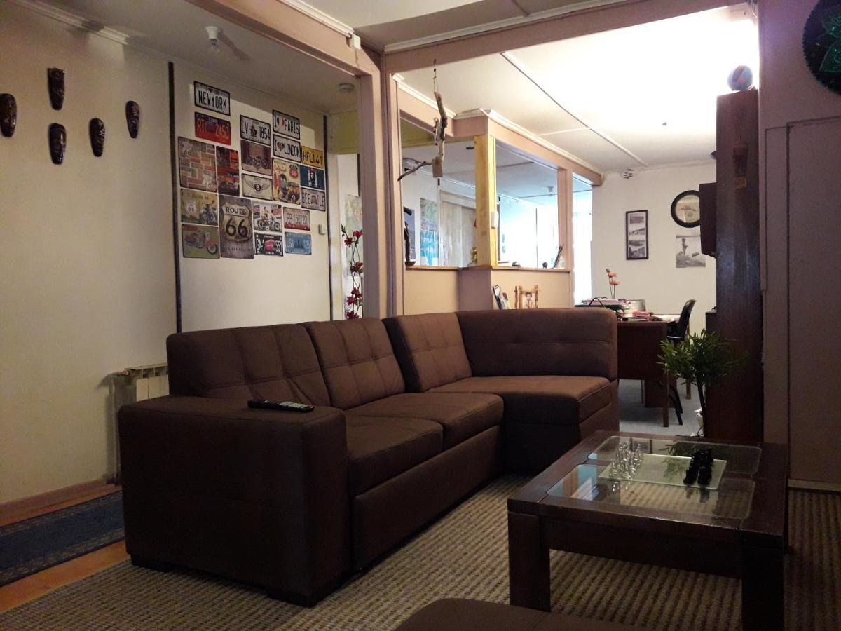 Hostal Torres Del Paine 2 Punta Arenas Exterior photo
